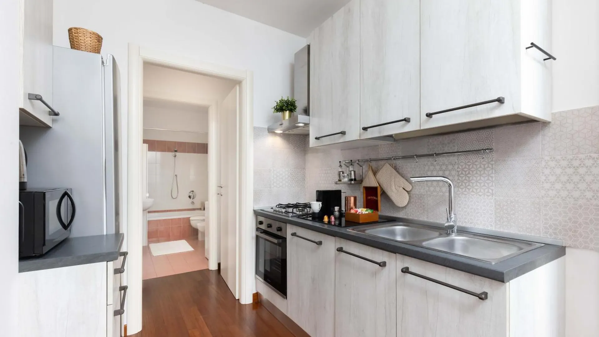Terrace Milan Con Parcheggio Incluso Apartment Italy